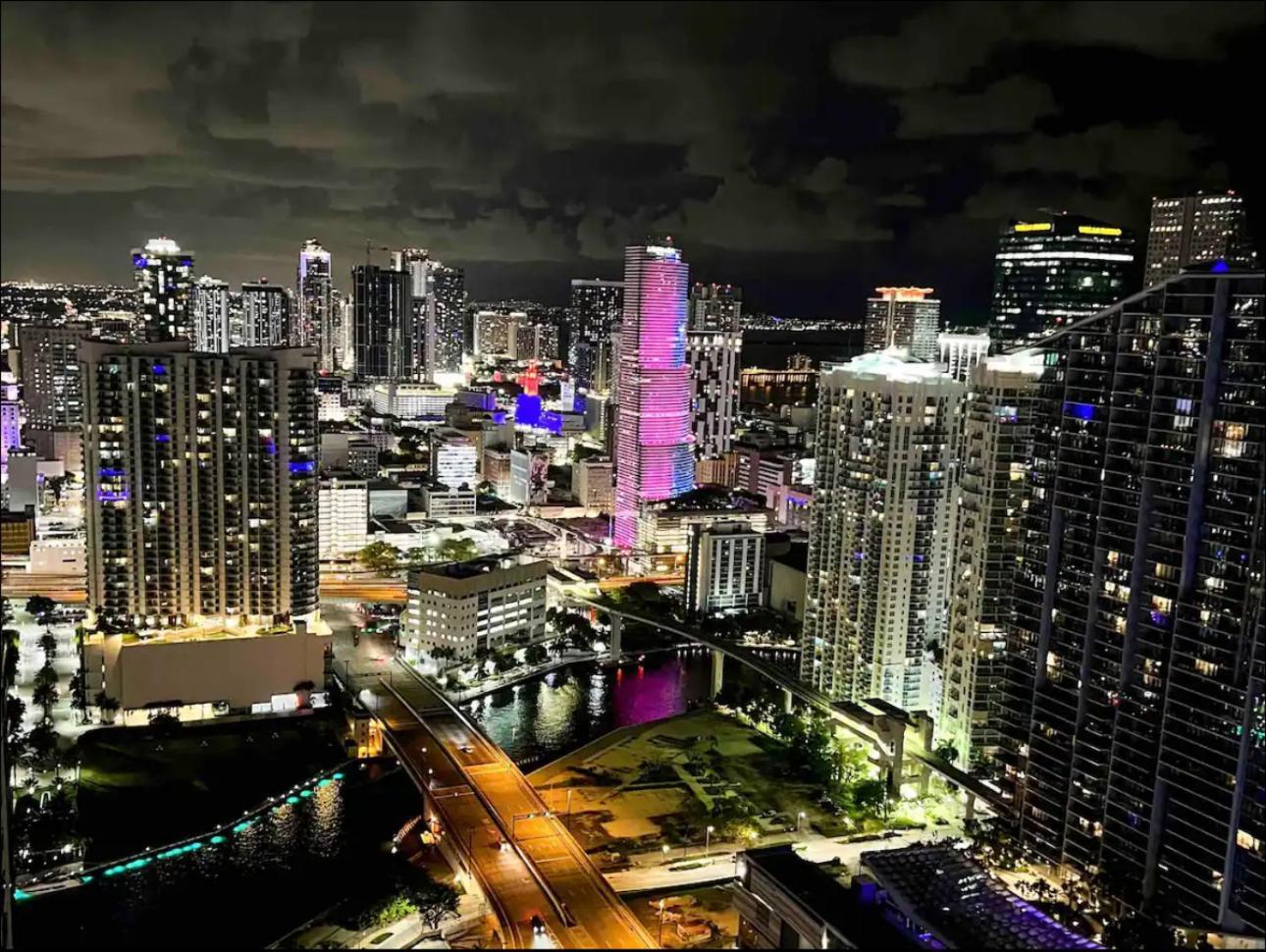2 Story Loft Downtown Miami Apartment ภายนอก รูปภาพ