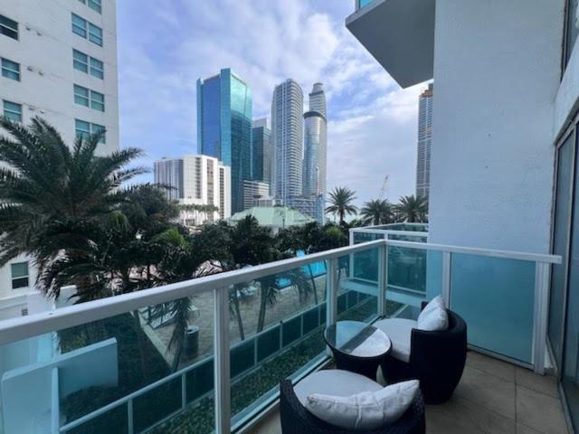 2 Story Loft Downtown Miami Apartment ภายนอก รูปภาพ